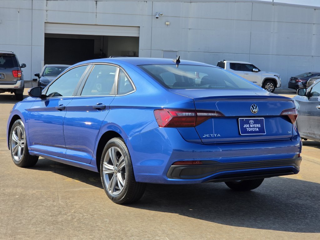 Used 2024 Blue Volkswagen 1.5T SE image 7