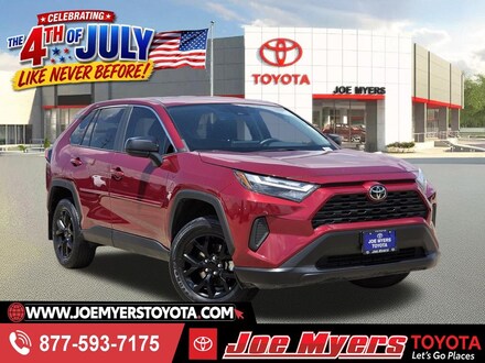 2025 Toyota RAV4 LE SUV