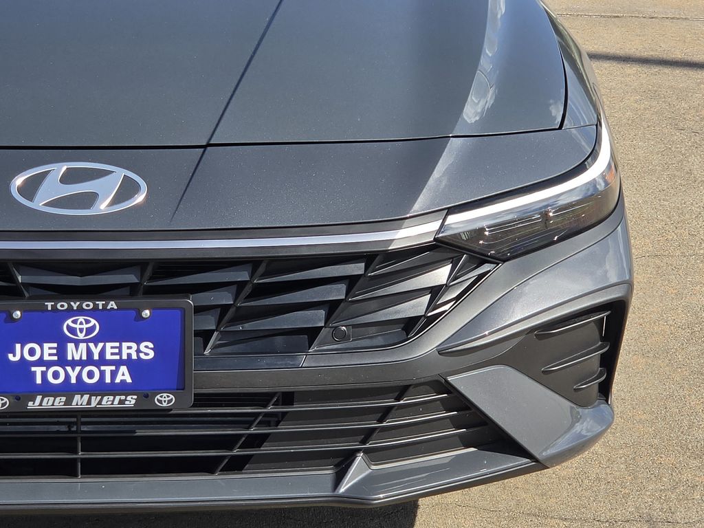 Used 2026 Ecotronic Gray Hyundai SEL Sport image 4