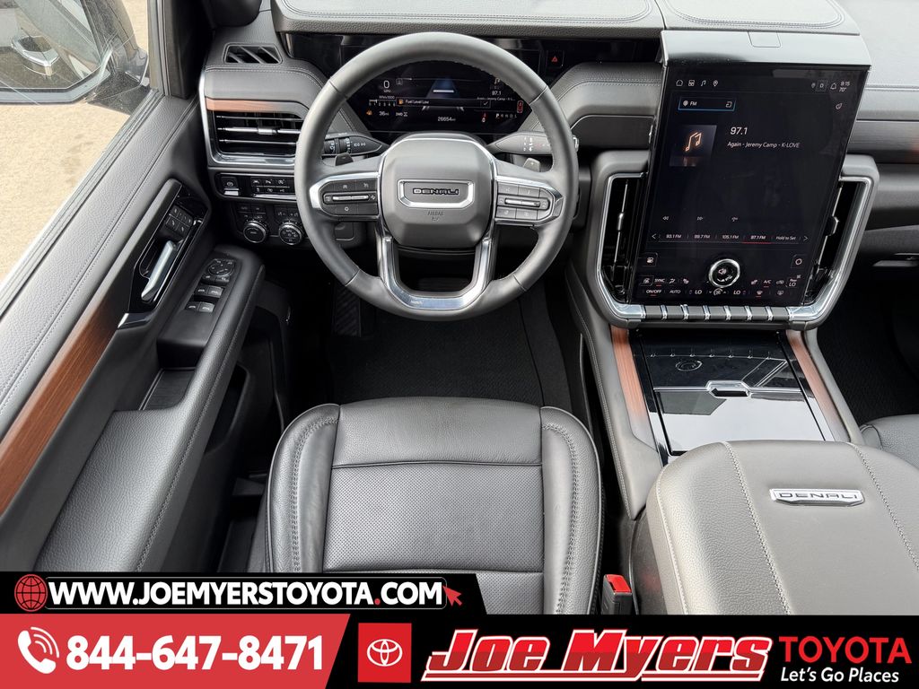 Used 2025 Onyx Black GMC Denali image 13