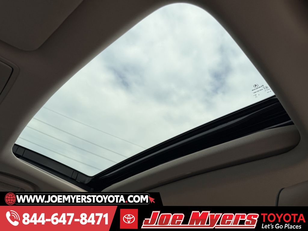 Used 2023 Majestic Black Pearl Acura Advance image 29