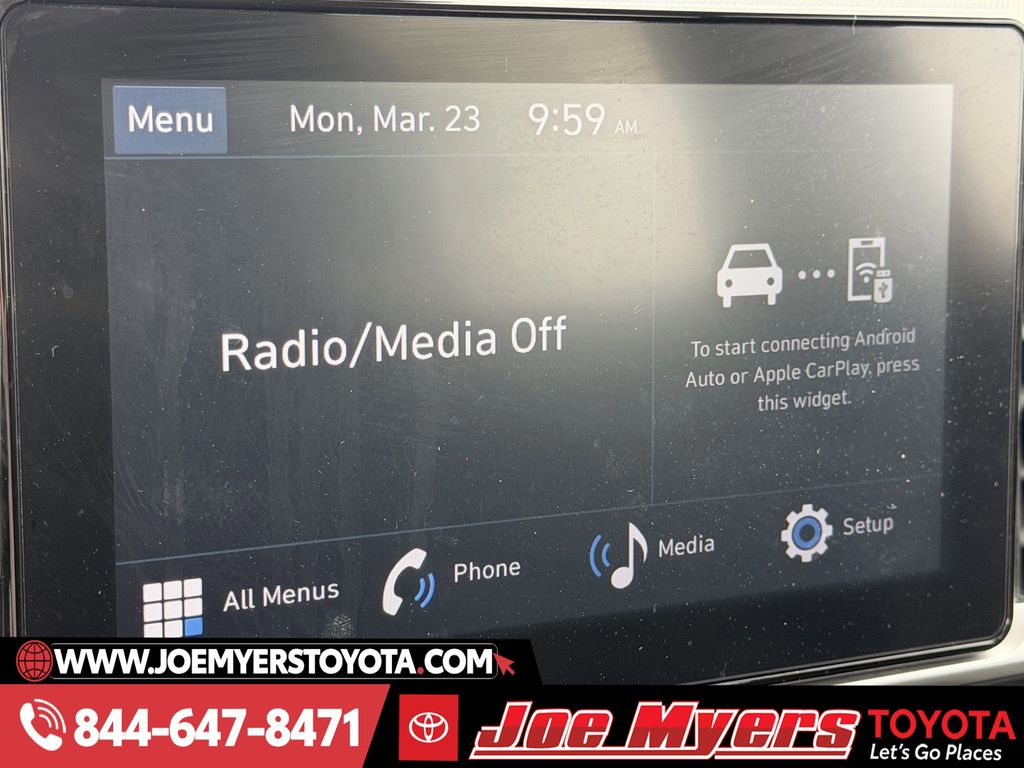 Used 2025 Ultimate Red Hyundai SEL image 17