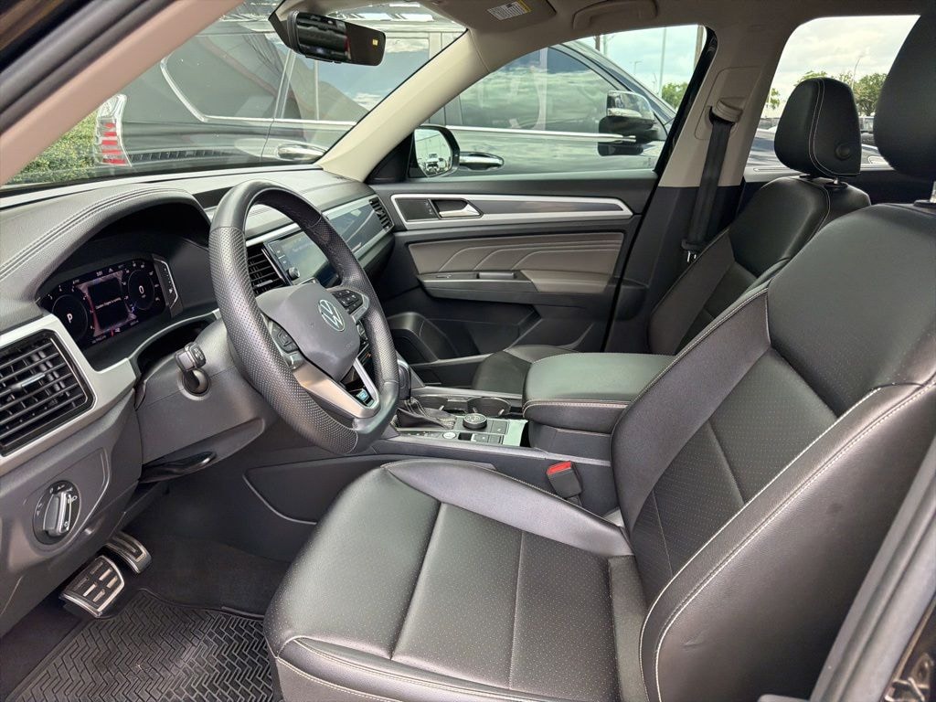 Used 2023 Volkswagen Atlas 3.6L V6 SEL R-Line SUV