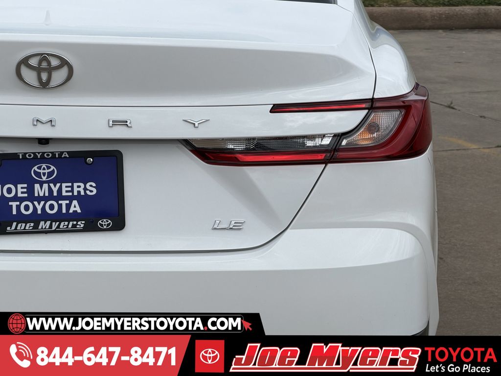 Used 2025 White Toyota LE image 9