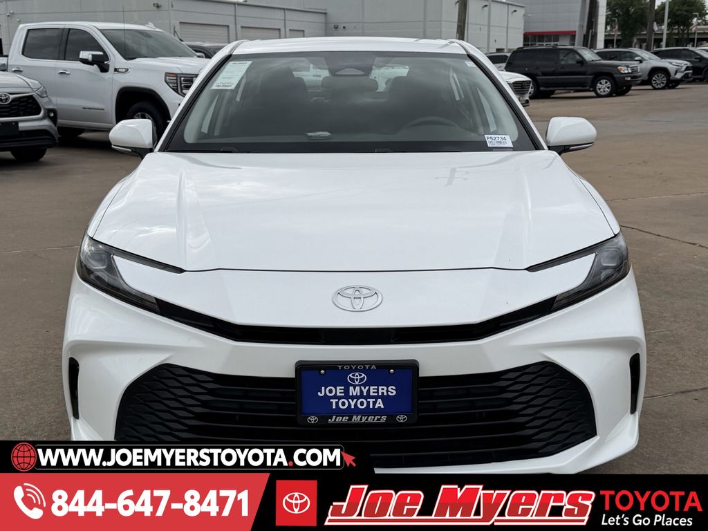 Used 2025 White Toyota LE image 3