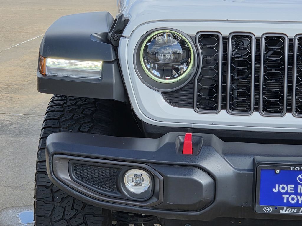 Used 2026 Bright White Clearcoat Jeep Rubicon image 5