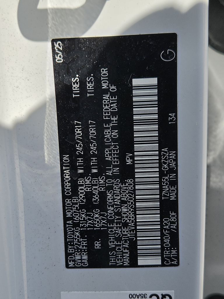 Used 2025 Ice Toyota SR5 image 30