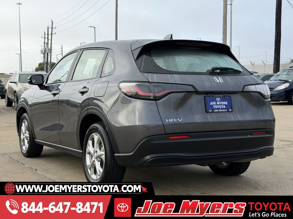 Used 2025 Urban Gray Pearl Honda LX image 6