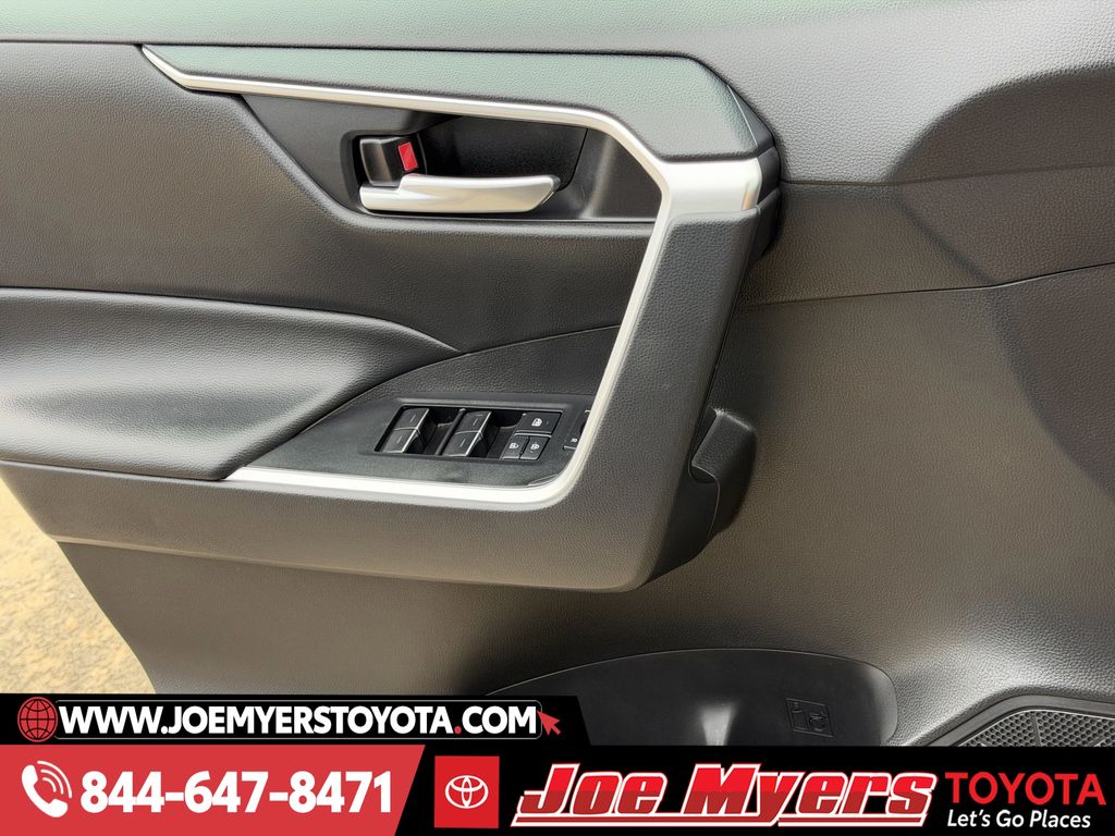 Used 2025 Magnetic Gray Metallic Toyota XLE image 26