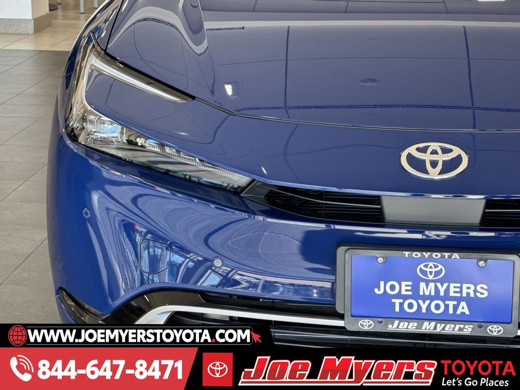New 2026 Reservoir Blue Toyota XSE image 11