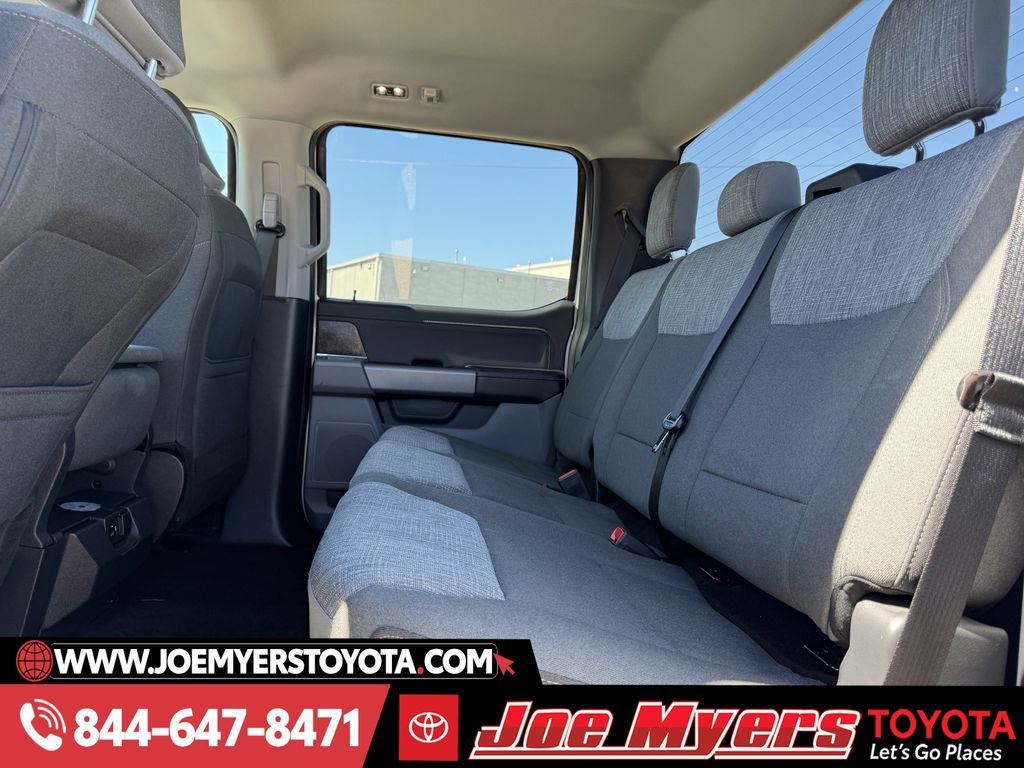 Used 2023 Oxford White Ford XLT image 29