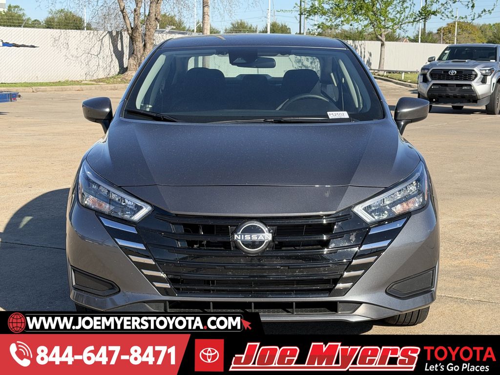 Used 2025 Gun Metallic Nissan 1.6 SV image 3