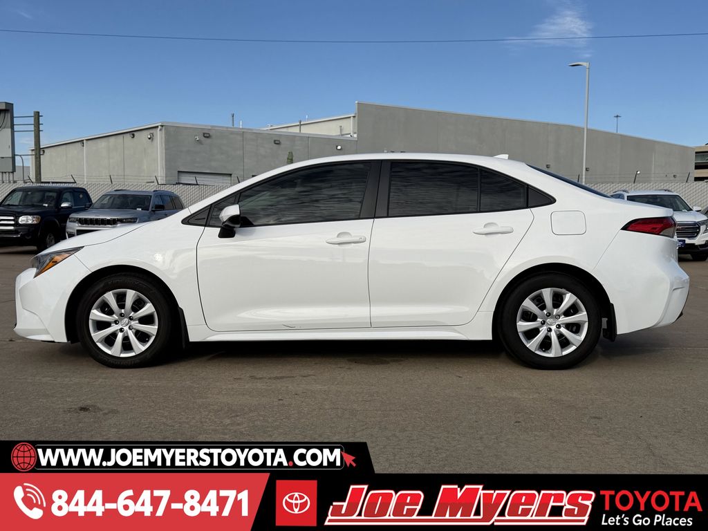 Used 2024 Ice Toyota LE image 6