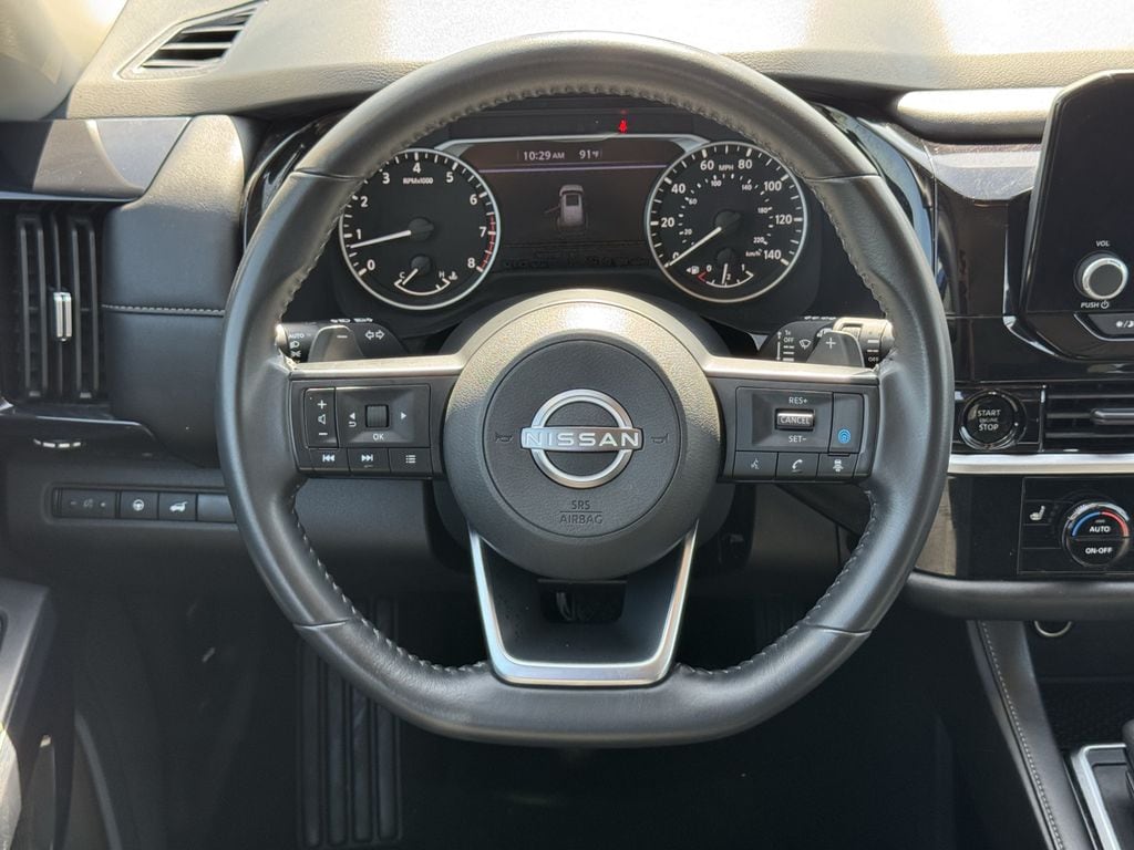 Used 2025 Deep Ocean Blue Pearl Nissan SV image 11