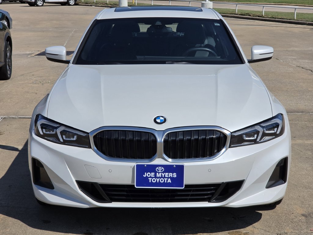 Used 2025 White Metallic BMW 330i image 3