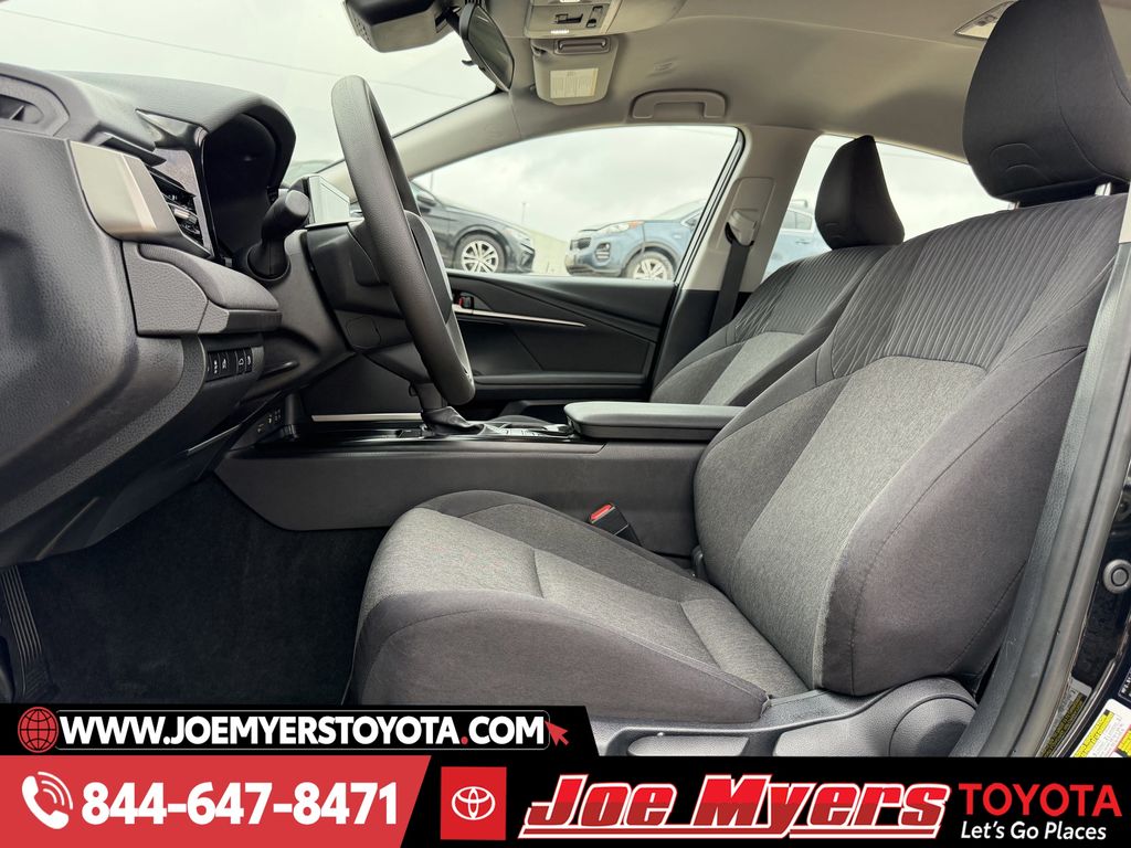 Used 2025 Midnight Black Metallic Toyota LE image 28
