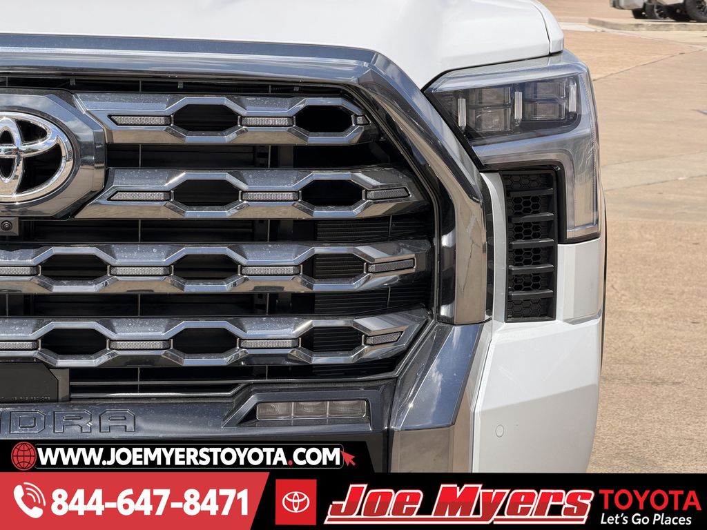 New 2026 Wind Chill Pearl Toyota Platinum image 4