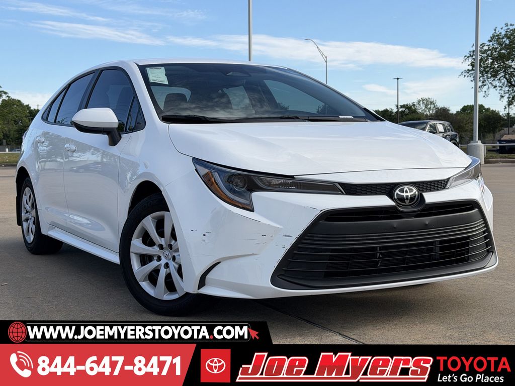 Used 2024 Ice Toyota LE image 2