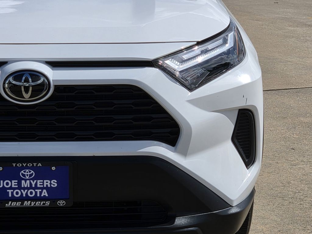 Used 2025 Toyota RAV4 XLE SUV