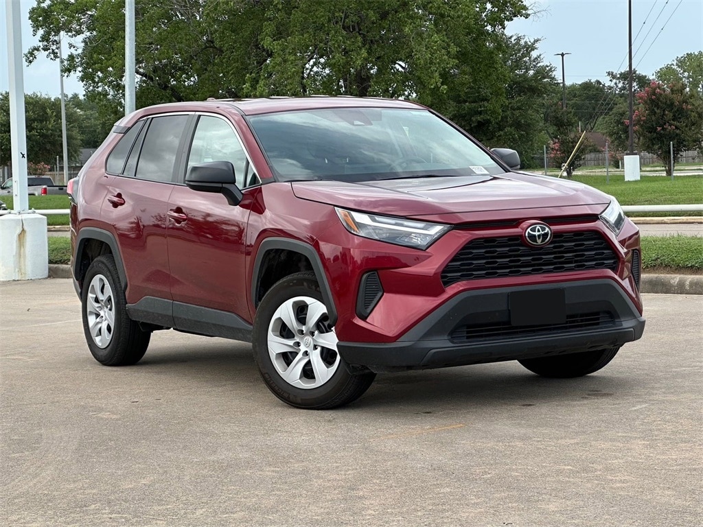 Used 2024 Toyota RAV4 LE with VIN 2T3F1RFV3RW425140 for sale in Houston, TX