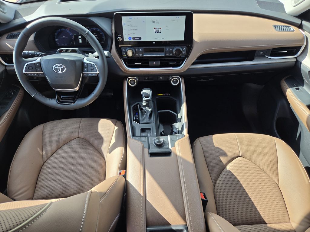 Used 2026 Pearl Toyota Platinum image 13