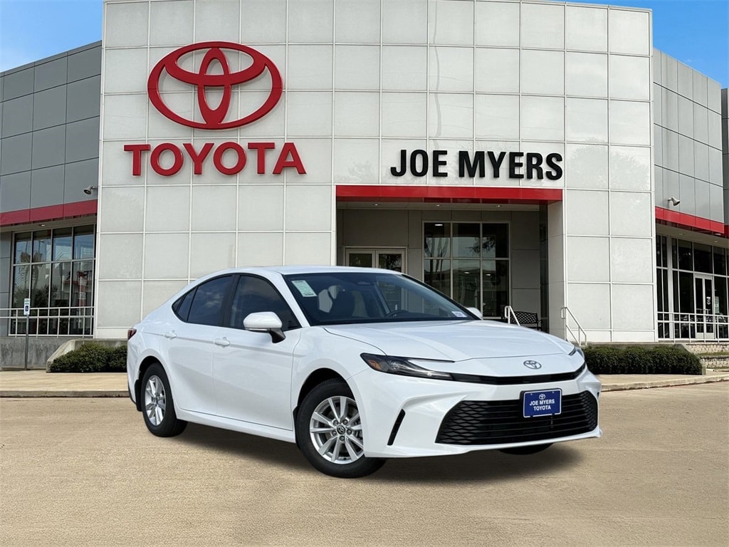 New 2026 Toyota Camry LE Sedan