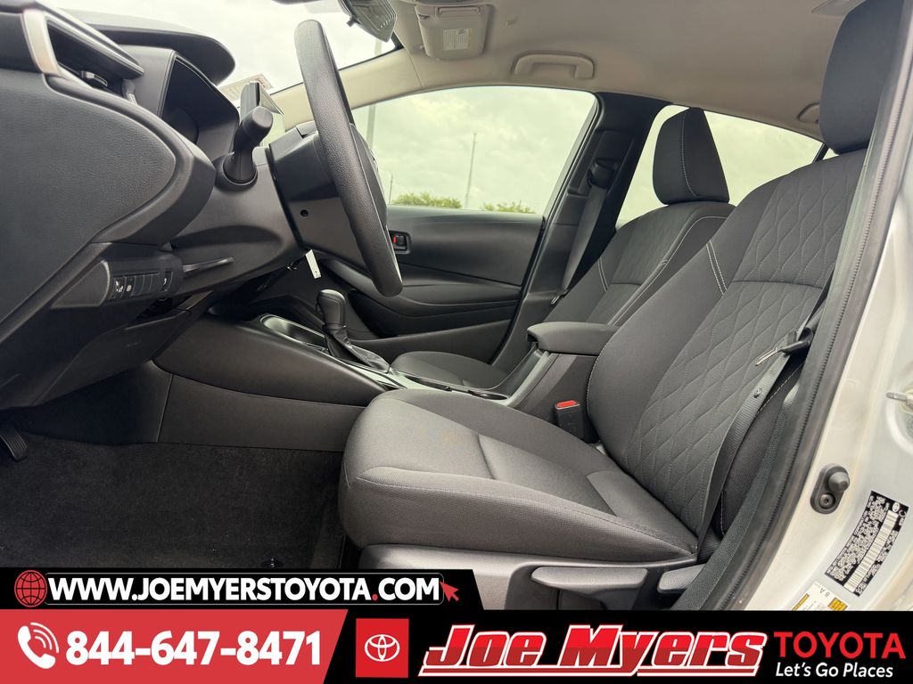 Used 2025 Classic Silver Metallic Toyota LE image 26