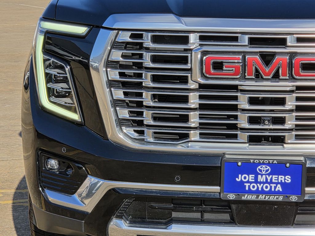 Used 2025 Onyx Black GMC Denali image 5