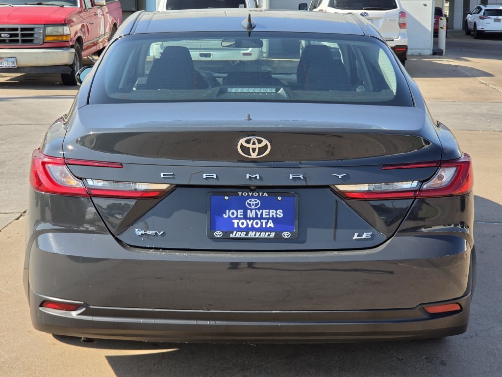 Used 2025 Underground Toyota LE image 8