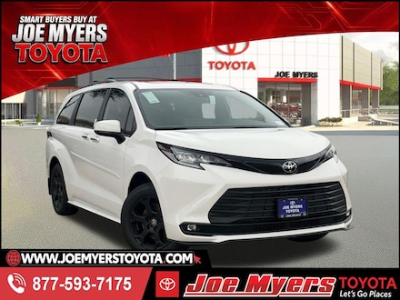 2026 Toyota Sienna Woodland Edition Van Passenger Van