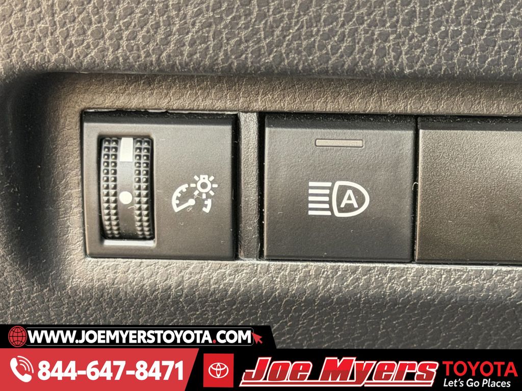 Used 2022 Midnight Black Metallic Toyota XLE image 25