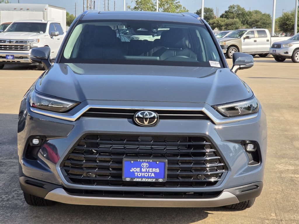 Certified Used 2026 Cloud Toyota Limited image 3