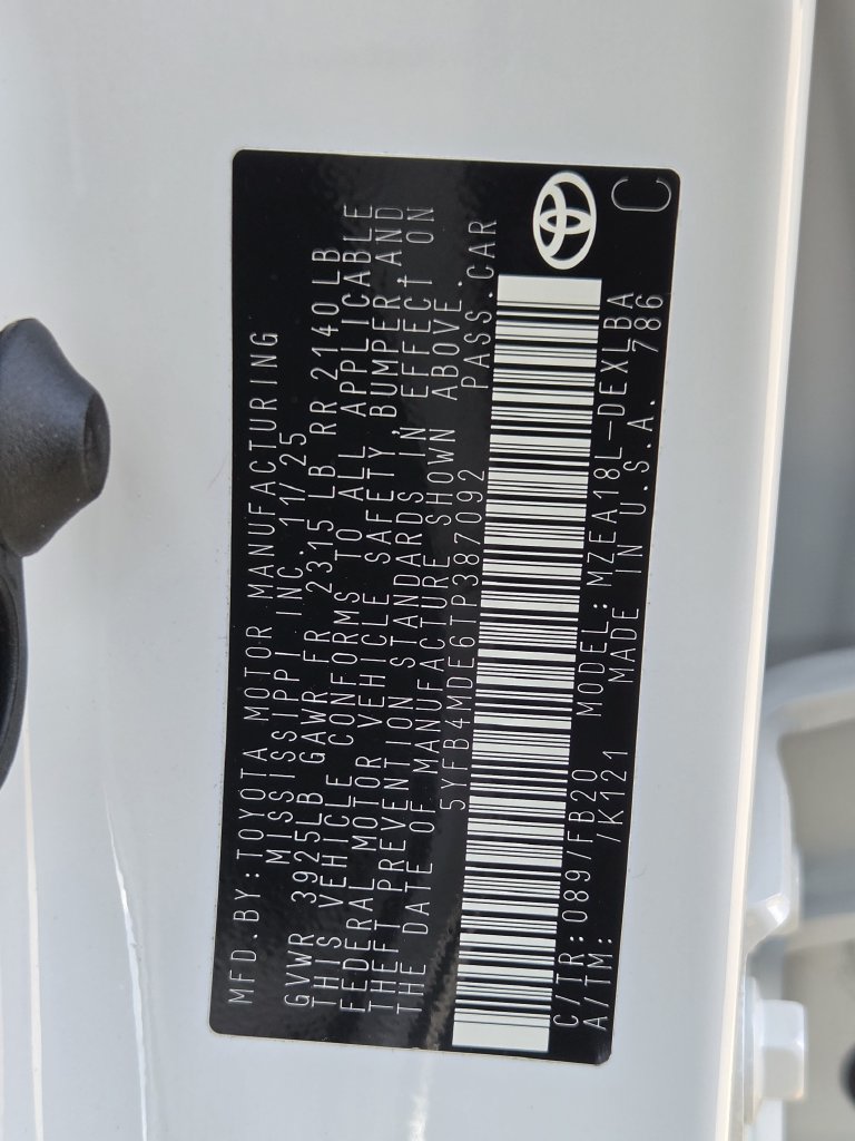 Used 2026 Pearl Toyota LE image 30