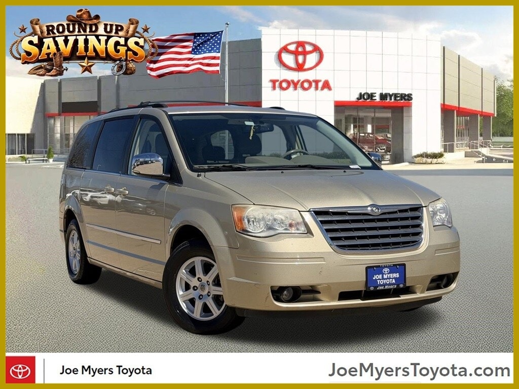 2010 Chrysler Town & Country Touring