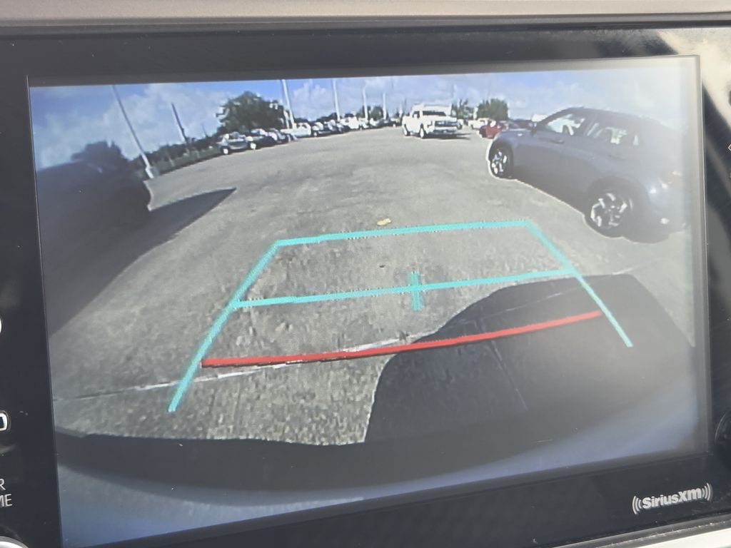Used 2023 Ice Toyota SR5 image 18