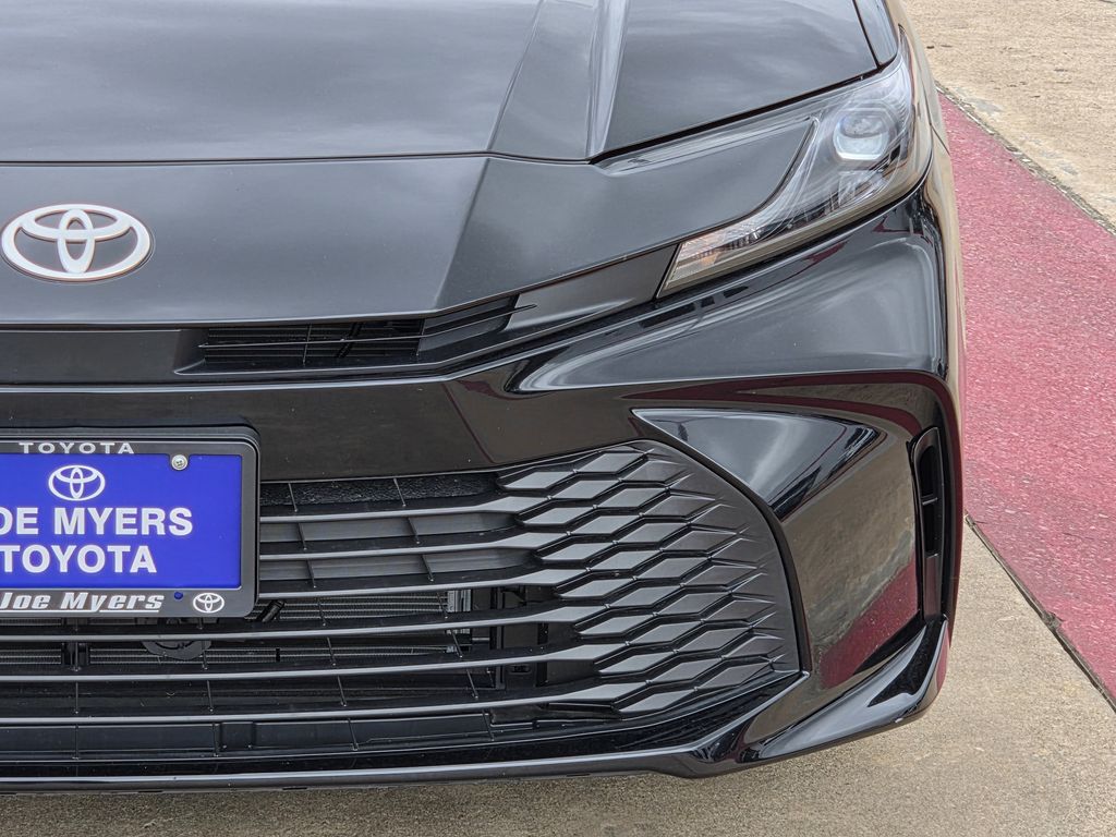 Used 2026 Midnight Black Metallic Toyota LE image 4