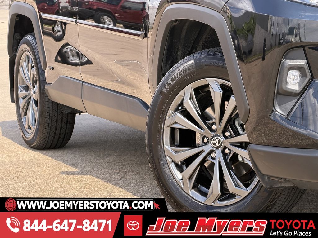 Used 2024 Midnight Black Metallic Toyota XLE Premium image 12