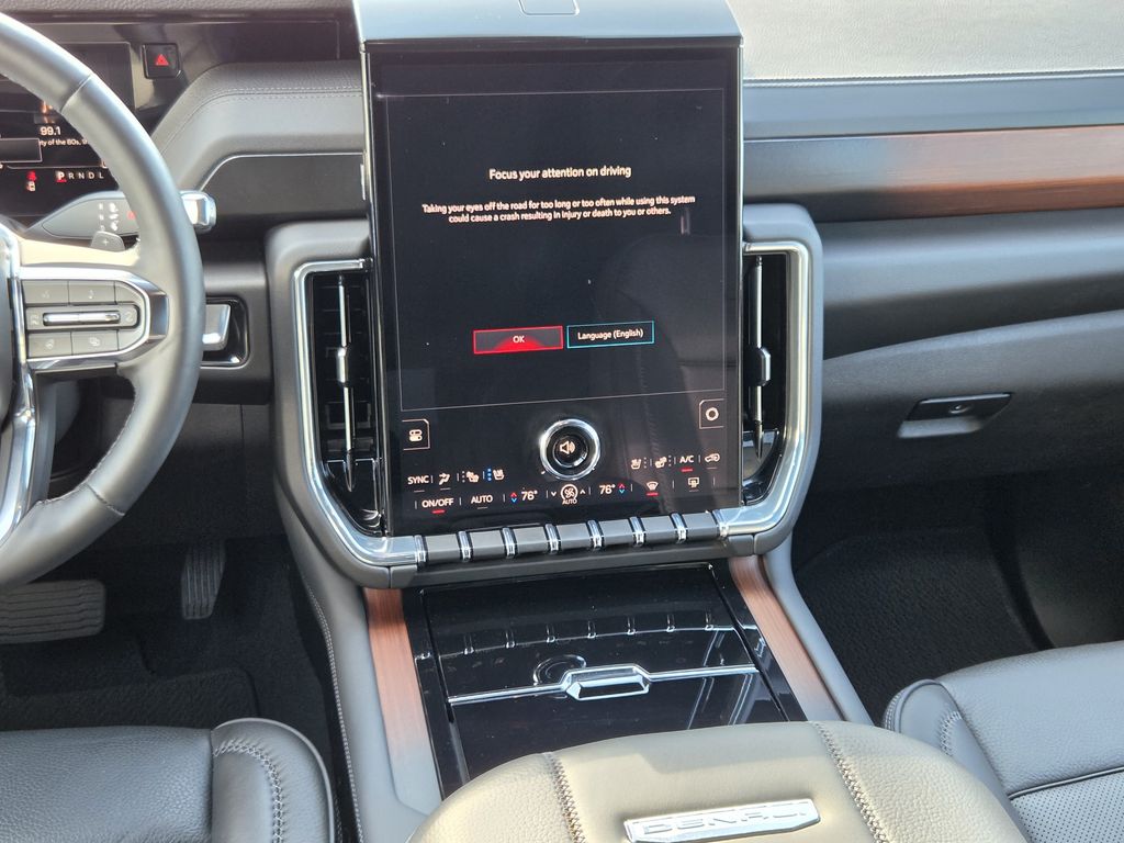 Used 2025 Onyx Black GMC Denali image 16