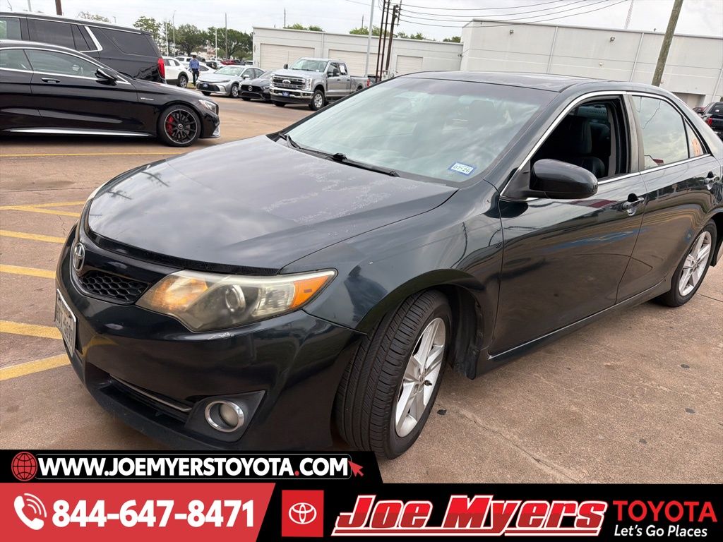 2013 Toyota Camry SE