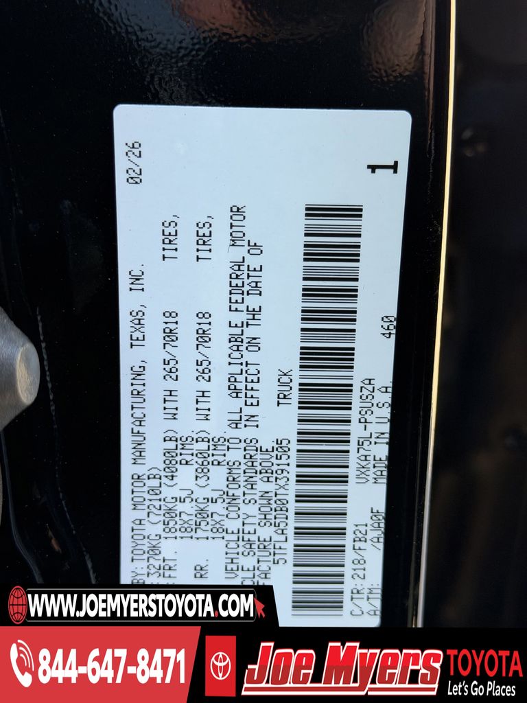 New 2026 Midnight Black Toyota SR5 image 21