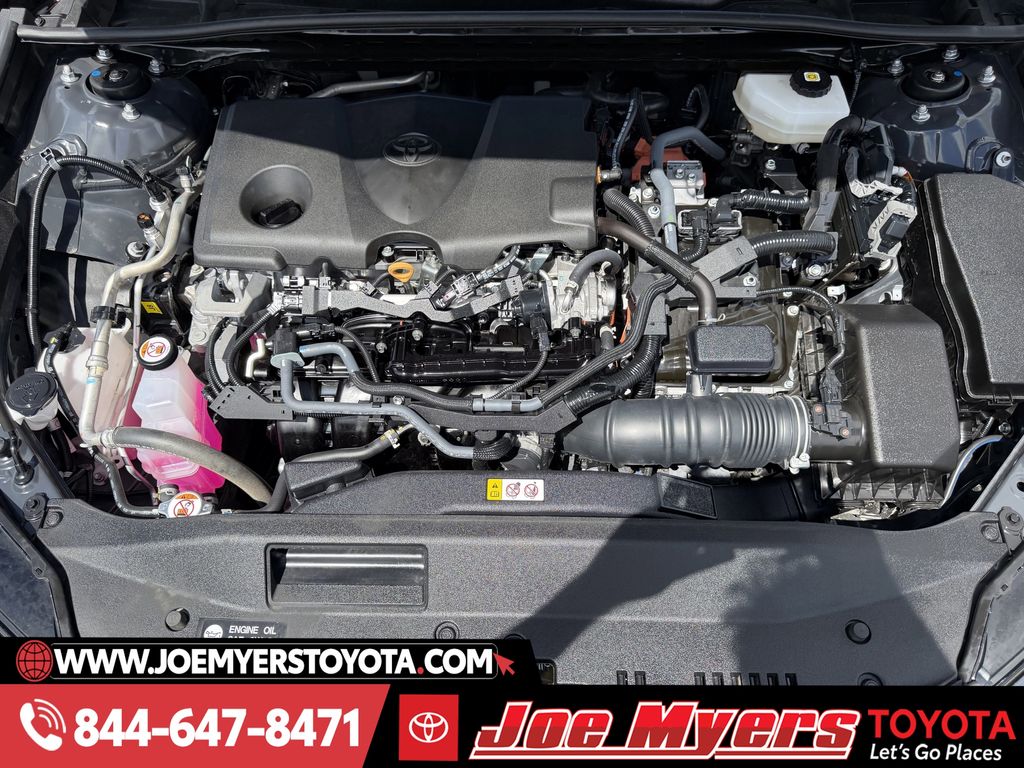 Used 2025 Underground Toyota SE image 31