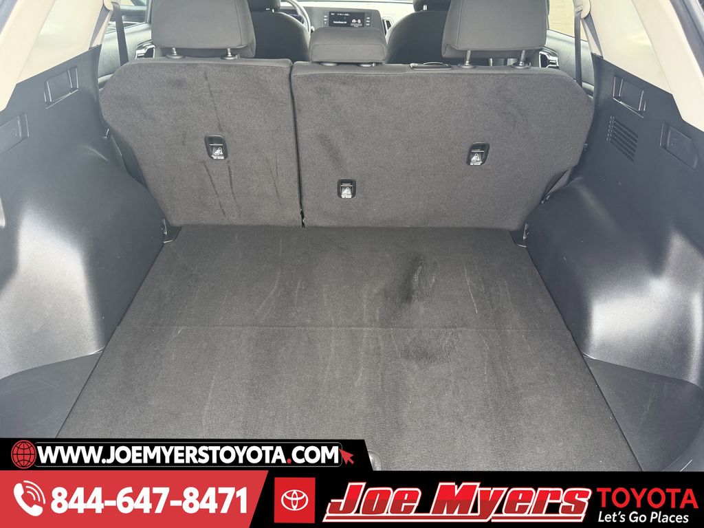 Used 2025 Ebony Black Kia LX image 28