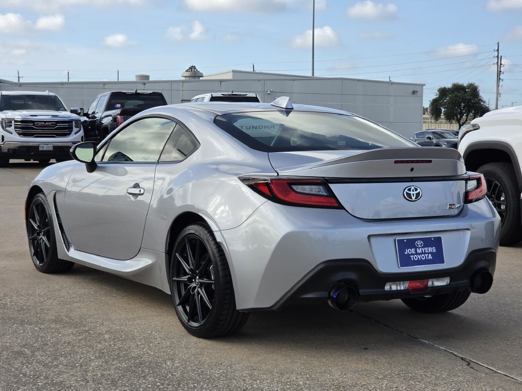 Used 2025 Steel Toyota Premium image 7