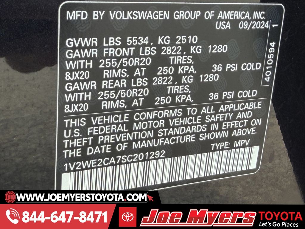 Used 2025 Deep Black Pearl Volkswagen 2.0T SE w/Technology image 32