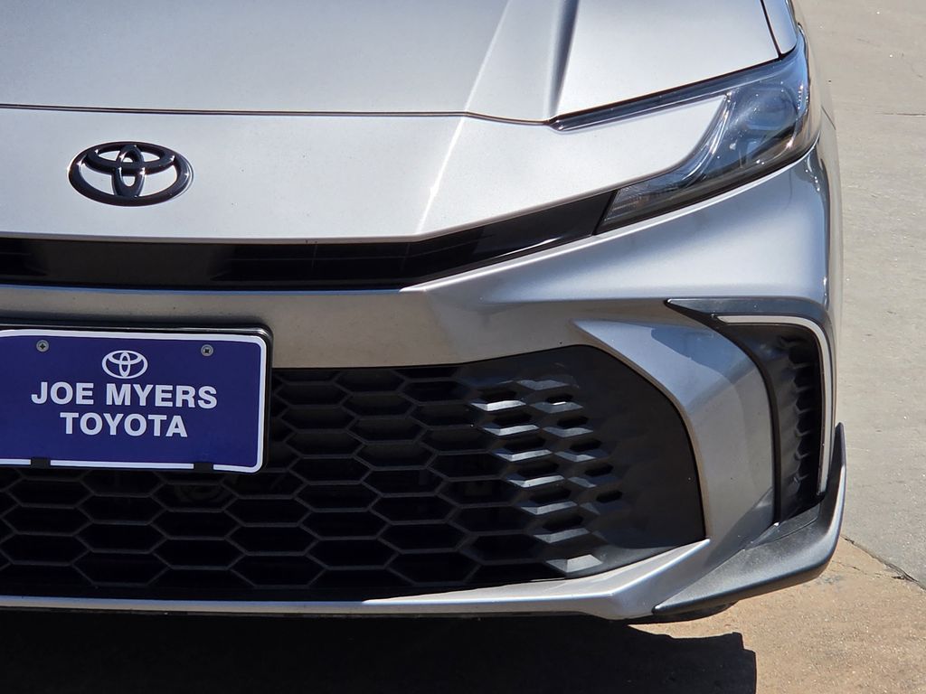 Used 2025 Heavy Metal Toyota SE image 4