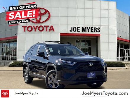 2025 Toyota RAV4 XLE SUV