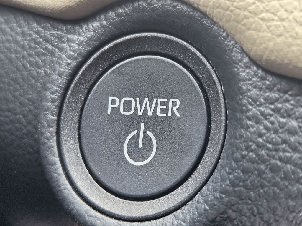 New 2026 Meteor Shower Toyota XLE Premium image 21