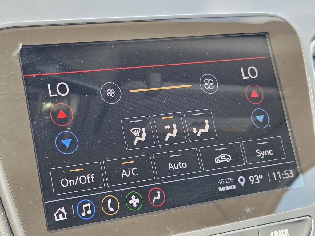 Used 2025 Summit White Chevrolet LT image 17