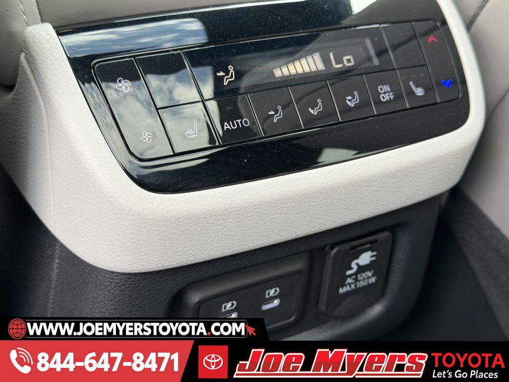 Used 2026 Deep Emerald Black Obsidian INFINITI Autograph image 32