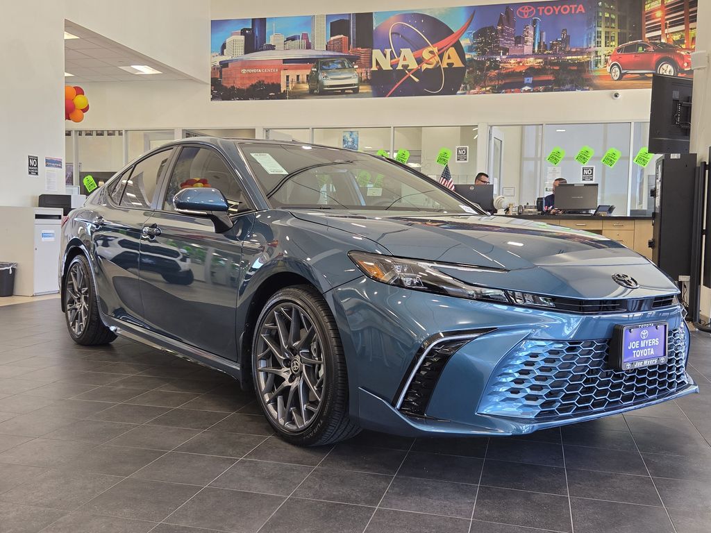 New 2026 Ocean Gem Toyota XSE image 2